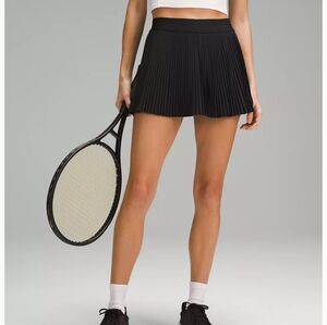 Lululemon Varsity high-rise pleated tennis skirt